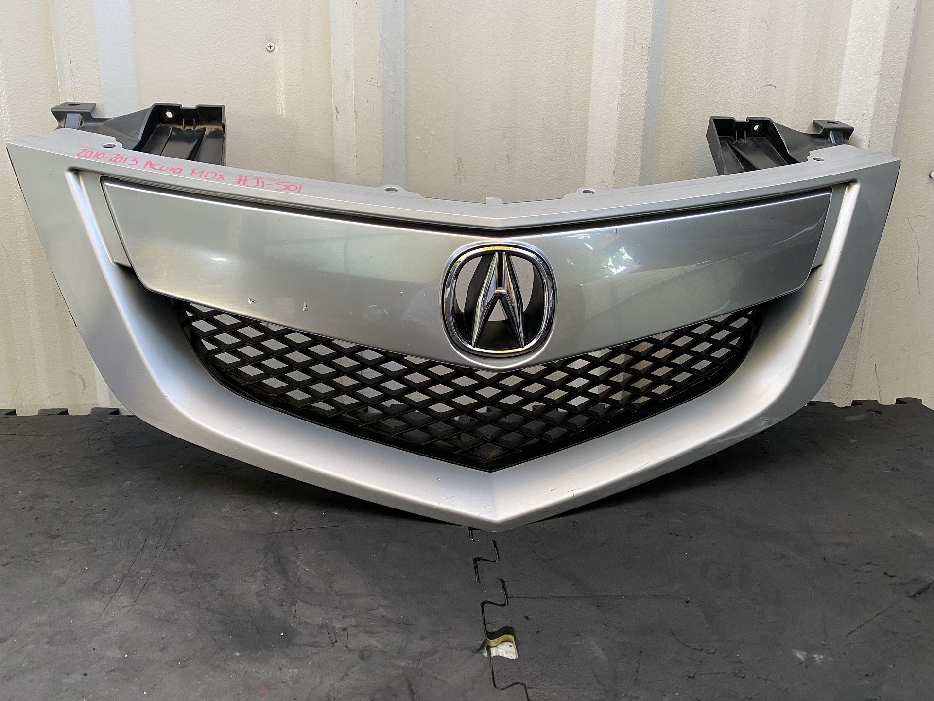2010 2011 2012 2013 Acura MDX Front Upper Grille.