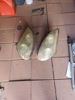 G35 Coupe Headlights