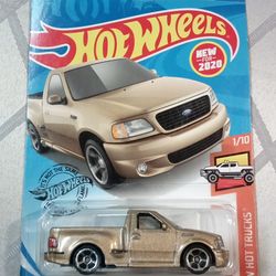 Hot wheels '99 Ford F-150 SVT Lightning Collectible
