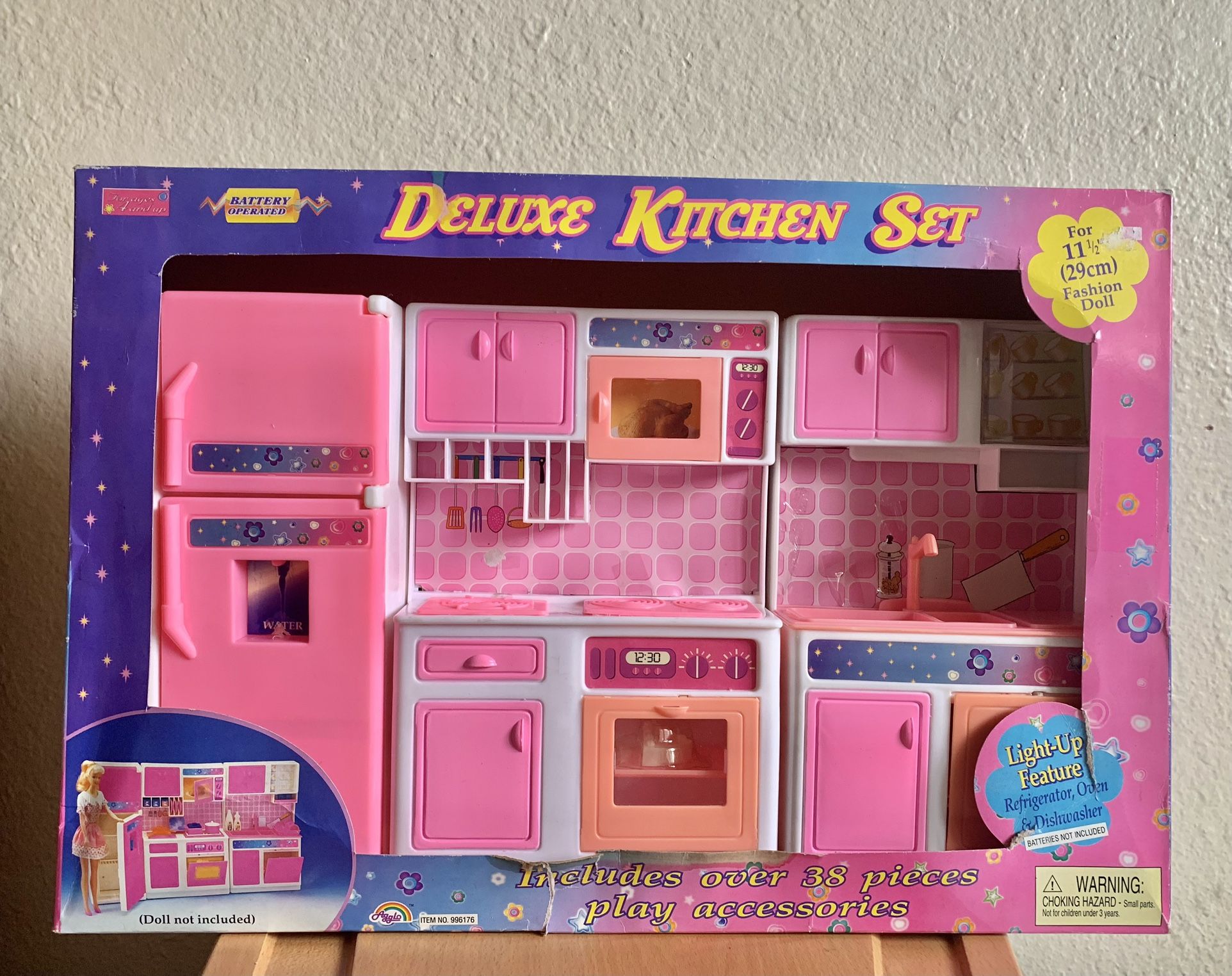 Vintage Deluxe Barbie Kitchen Set