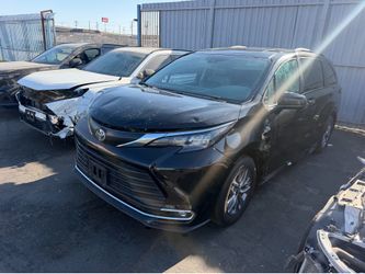 2024 toyota sienna XLE