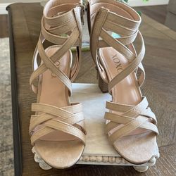 XOXO Sandals Size 7