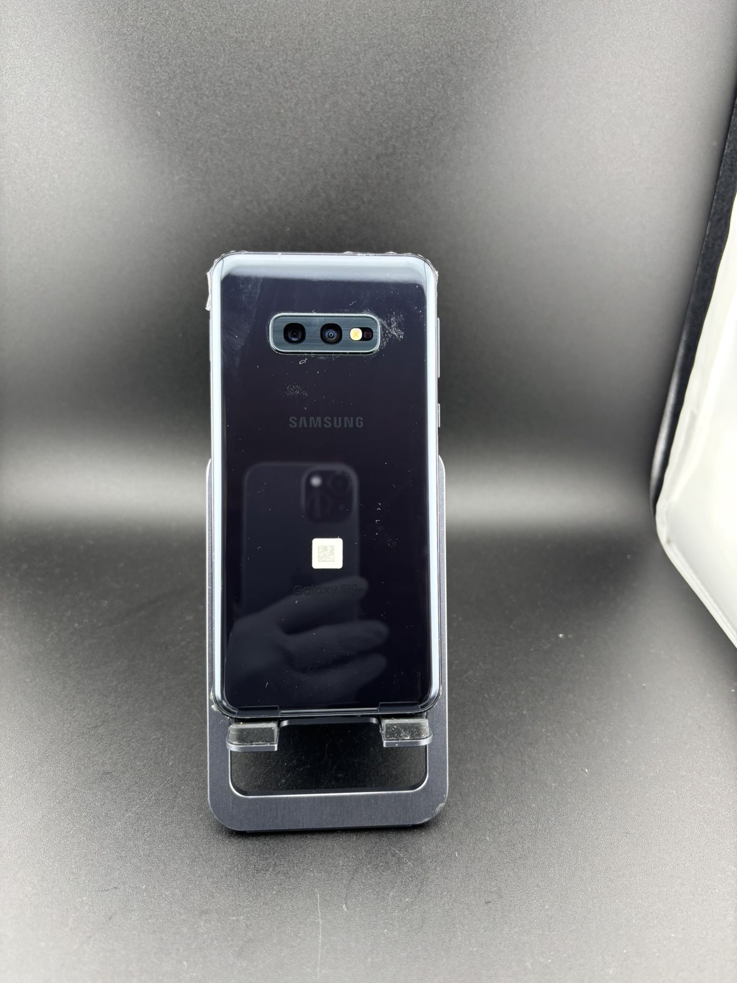 Samsung Galaxy s10e 128GB Black (Unlocked)