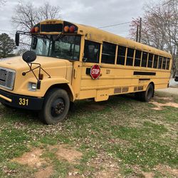 2001 Freight Liner Chassis Caterpillar School Bus 