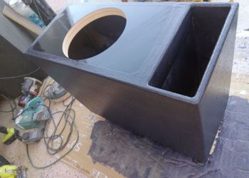 Huge port enclosure for subwoofer- See pictures read ad