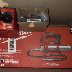Milwaukee M18 18V Lithium-Ion Cordless Grease Gun (1) 6.0Ah Battery & Charger