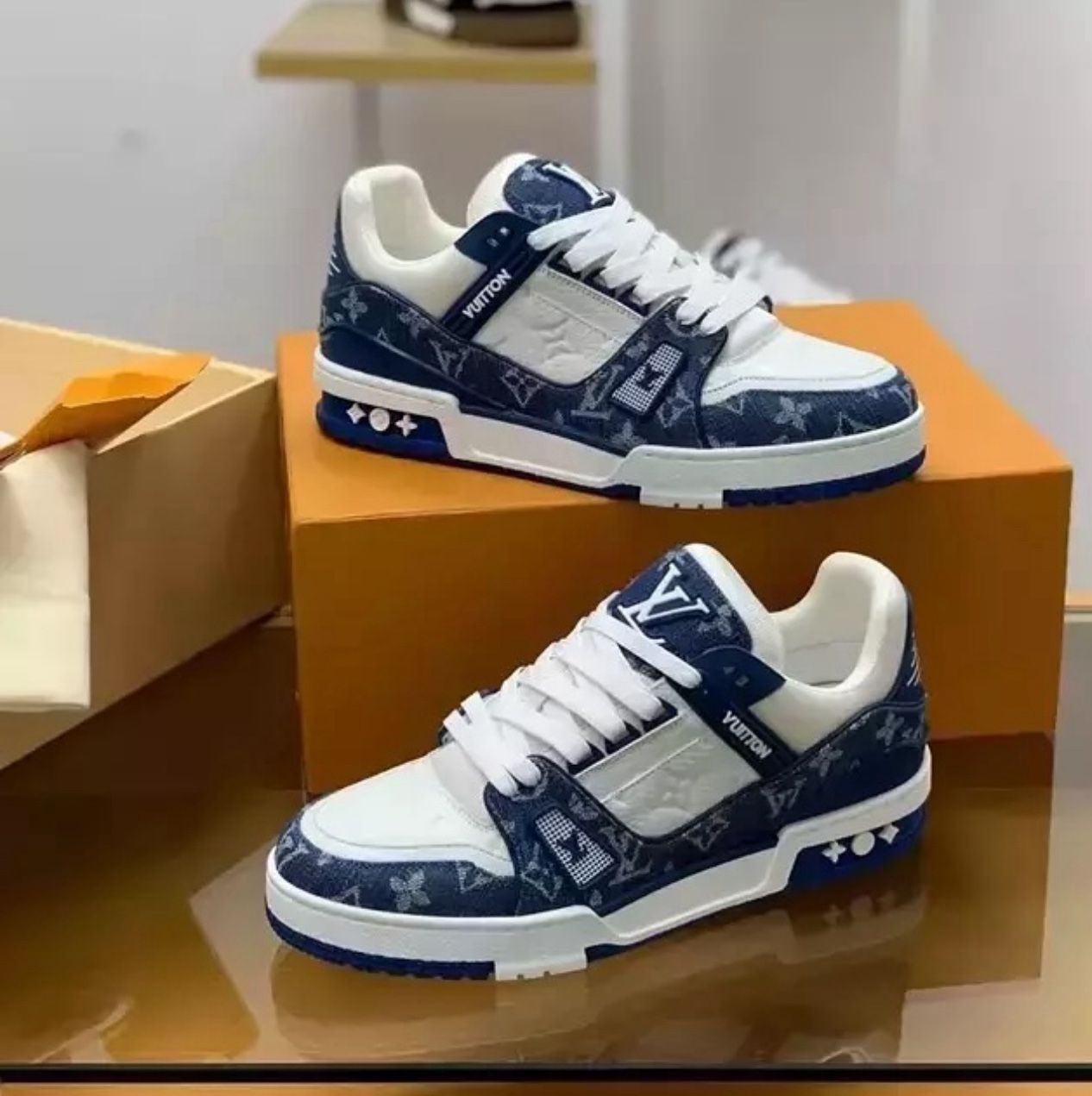 Louis Vuitton Trainers White&blue-size 44(us-10)