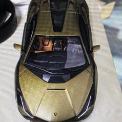 1:18 Lamborghini Sian FKP 37-Matte Green
