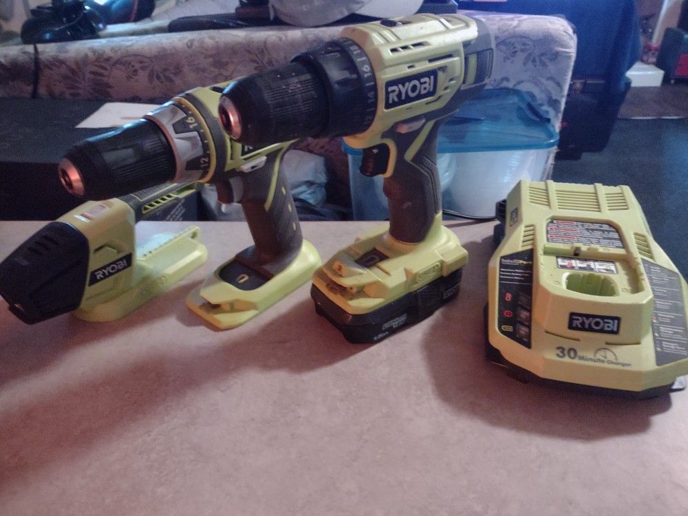 Ryobi Drill Set And Flash Light Price Drop $30