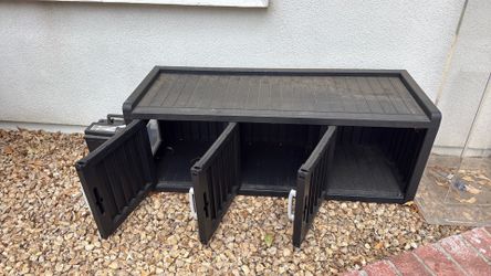 Cat shelter