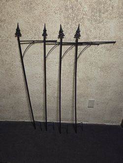 Grass Metal Pices For Lantern  Set Of 4 Delivery Is Not Included 