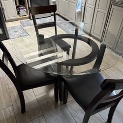 Glass kitchen Table chairs