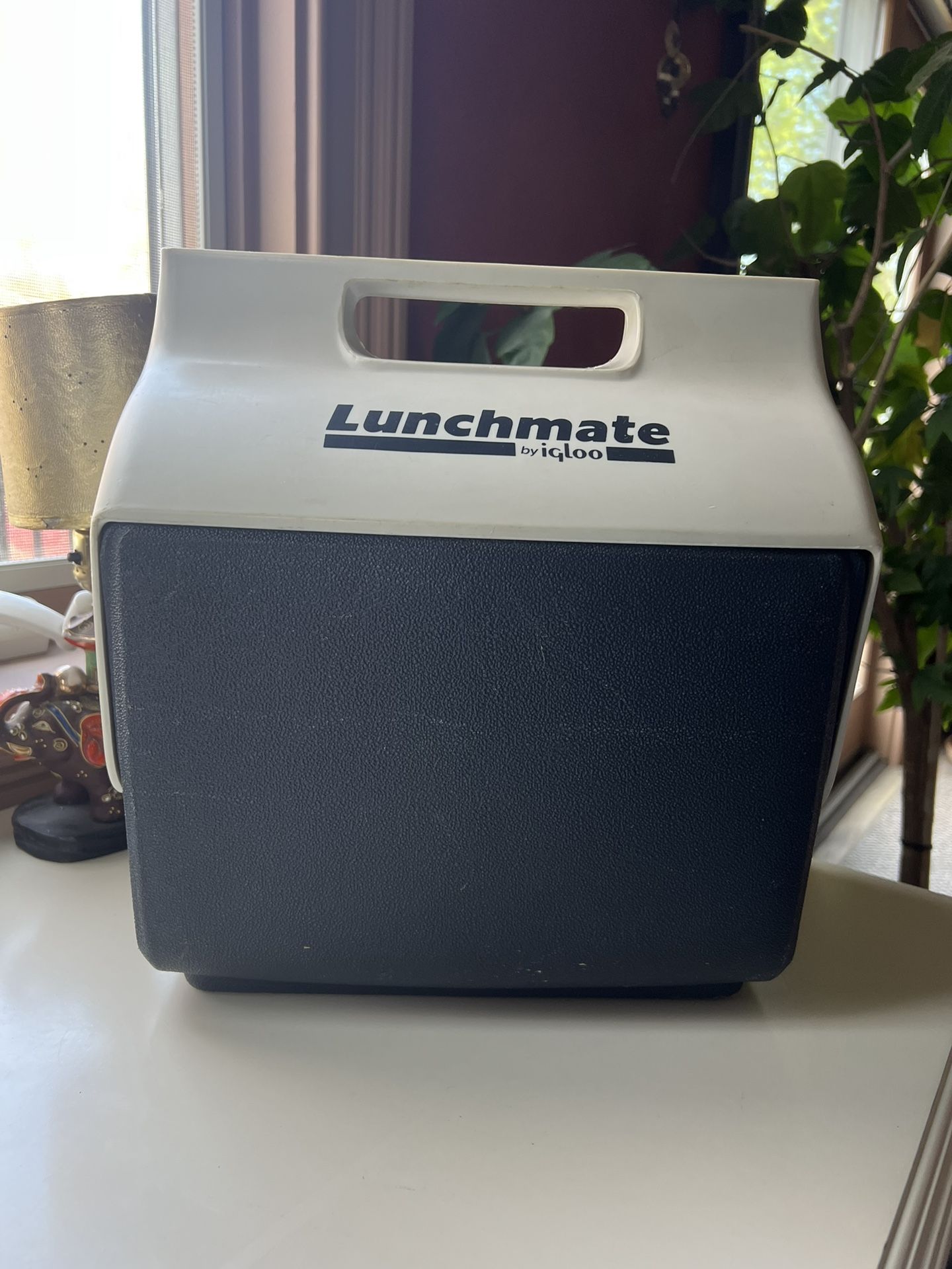 Lunchmate by Igloo Cooler Navy Blue W/ Push Button