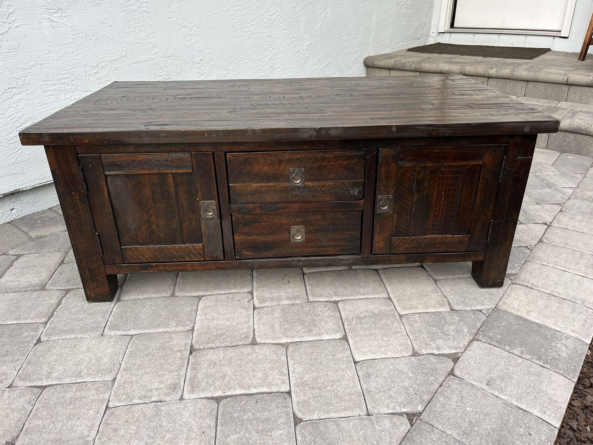 Rustic Coffee Table With Storage