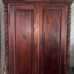 Armoire