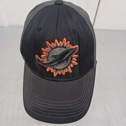 Miami Dolphins black baseball cap