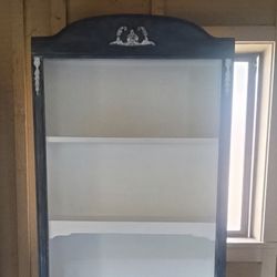 Dresser With Top Shelf 