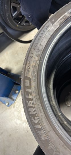 Michelin Primacy All Season 245/45R19 Tires