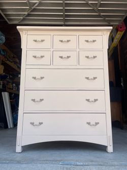 9 Drawer Wooden Dresser