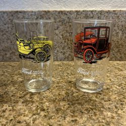 Hazel Atlas Vintage Glasses Featuring Ford T Thunderbird & Fairline 500 Club Victoria 