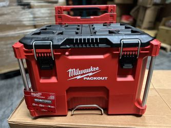 Milwaukee Packout Rolling Tool Box 48-22-8427