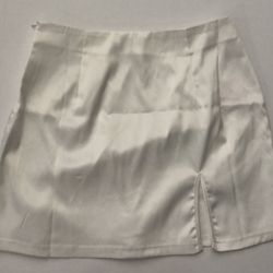 Mini White Skirt 