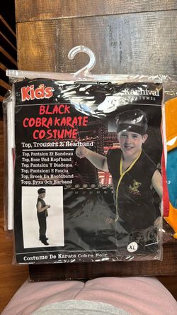 Kids Black Cobra Karate Costume XL