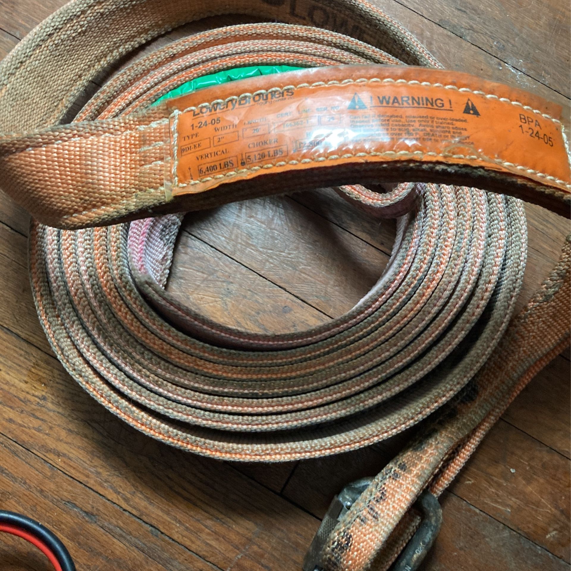 Heavy Duty Tow Strap And Safety Hook 20ft