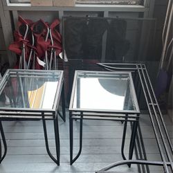 Cocktail/end Tables 
