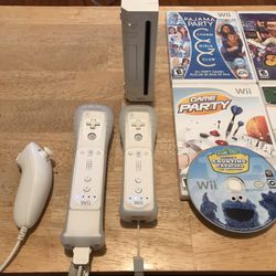 Nintendo Wii Console with Games, Controllers & All Cables for Sale in New  York, NY - OfferUp