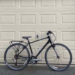 Giant Escape Women’s Hybrid Commuter Bike – 24-Speed – ALUXX Aluminum Frame Bicycle