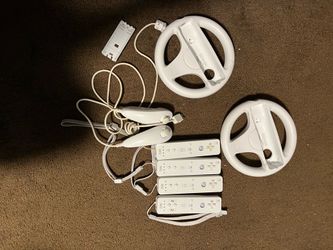 Wii wremotes plus accessories