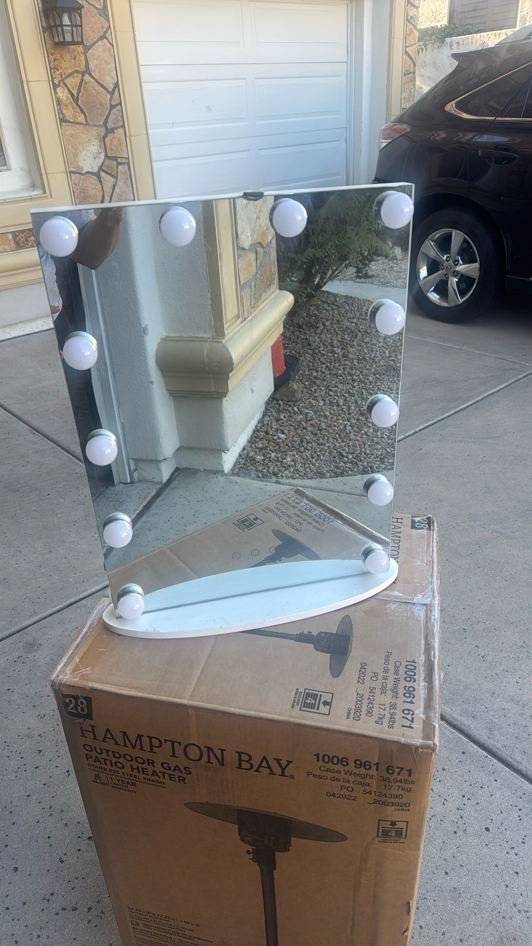 Lighted mirror for vanity