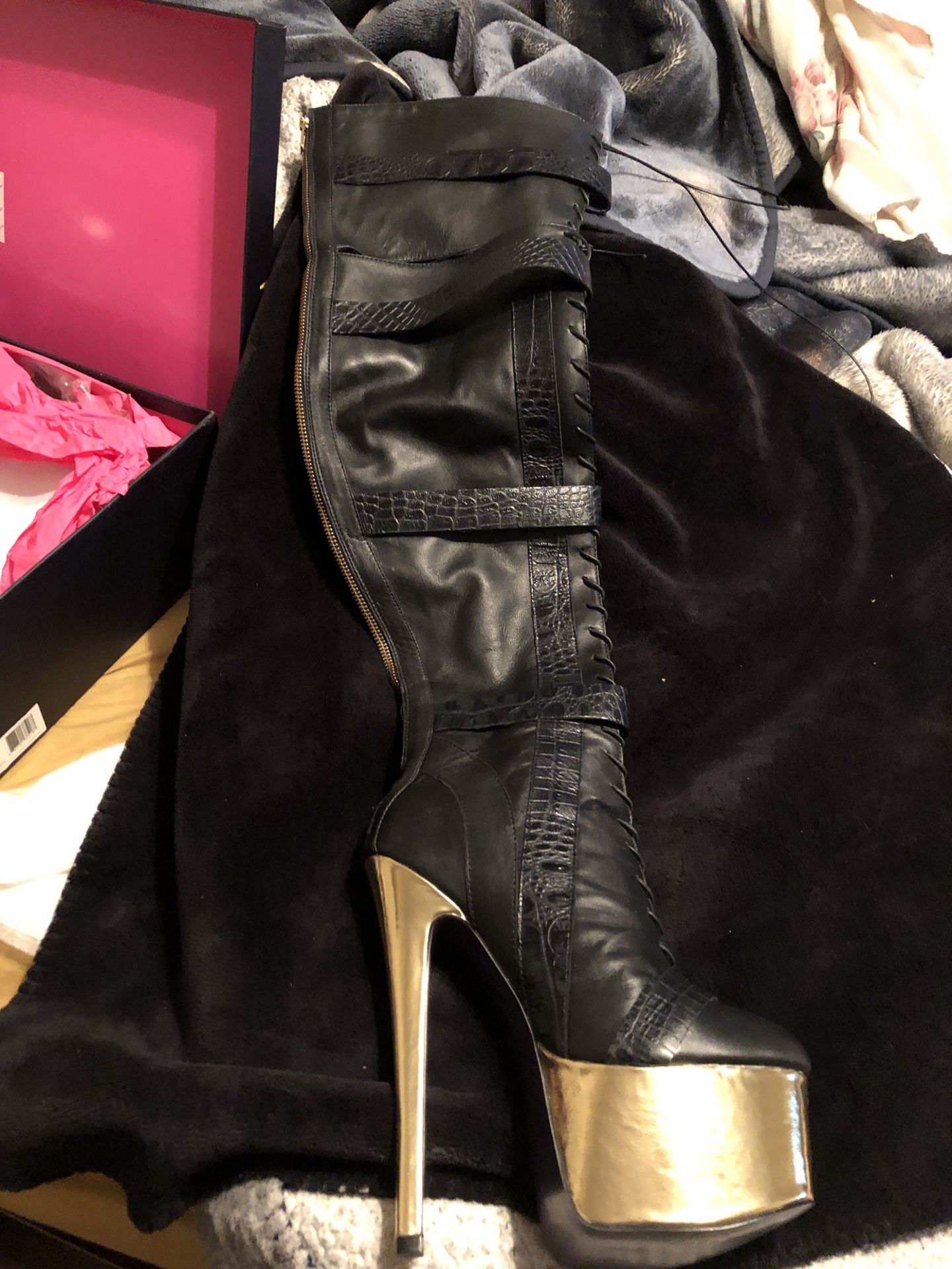 London trash best sale thigh high boots