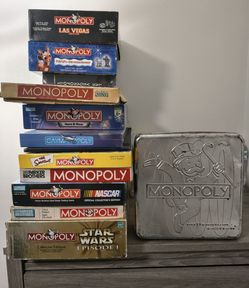 12 Monopoly games bundle!
