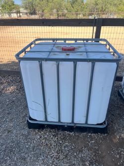 IBC Totes , water storage irrigation