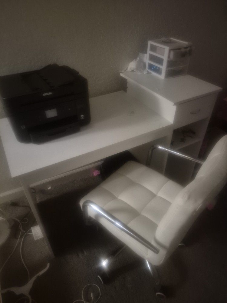 Desk Table And Chair