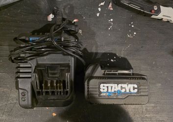 Stacyc battery charger
