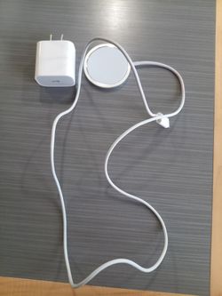Wireless Apple Charger