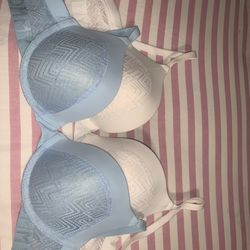 Bras 34B