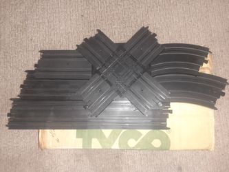 Tyco 2-Lane HO Slot Car 41 pc Track