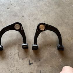 2006 Toyota Tacoma Upper Control Arms