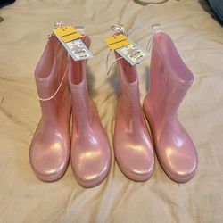 Brand New Kids Boot’s Waterproof Size 11 $15 Pairs 