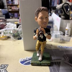 Brett Fravre Bobblehead