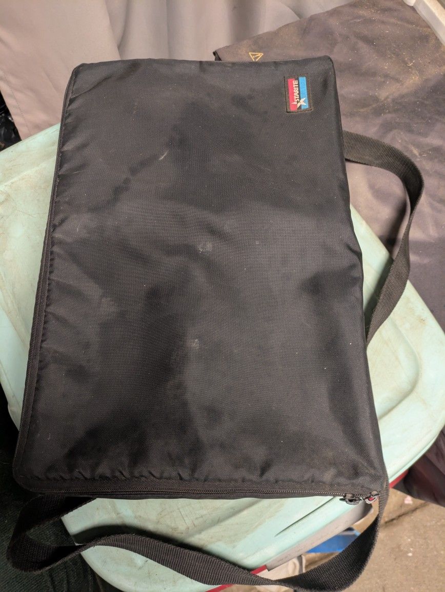 CD CARRY CASE WITH BLANK RECORDABLE DISCS