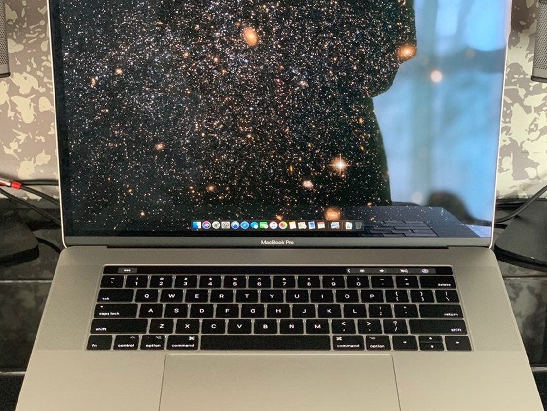 2017 MacBook Pro w/ Touchbar