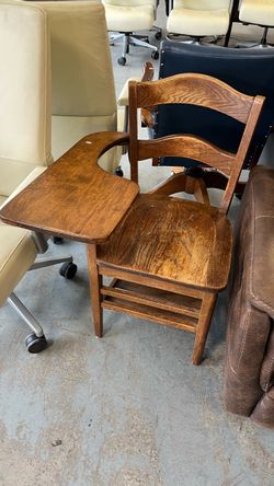 (In store) Vintage Wood desk chair