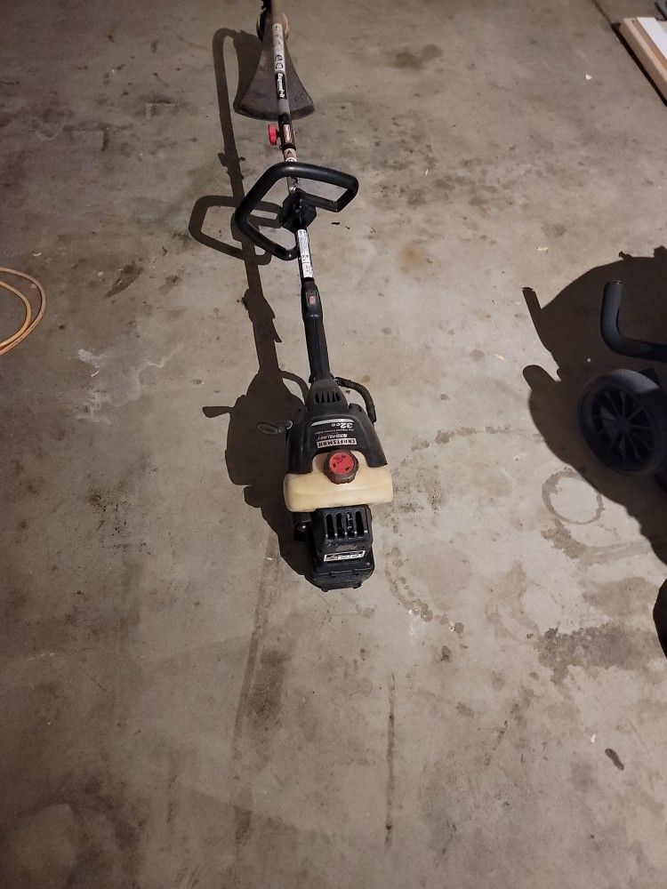 CRAFTSMAN gas Powered Trimmer Edger 32cc