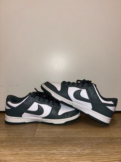 Men’s Nike Dunks