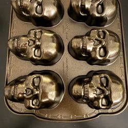 Halloween baking molds